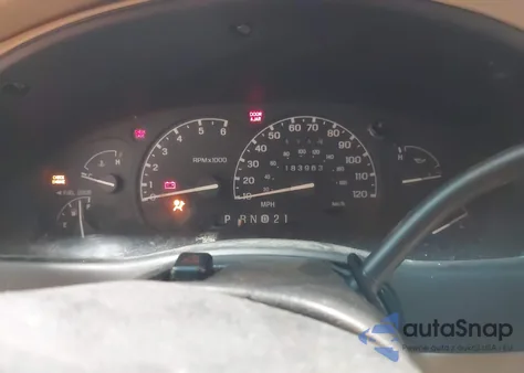 1999 Ford Explorer Eddie Bauer/Limited/Xlt from USA, damaged, VIN 1FMDU35P4XZA81184